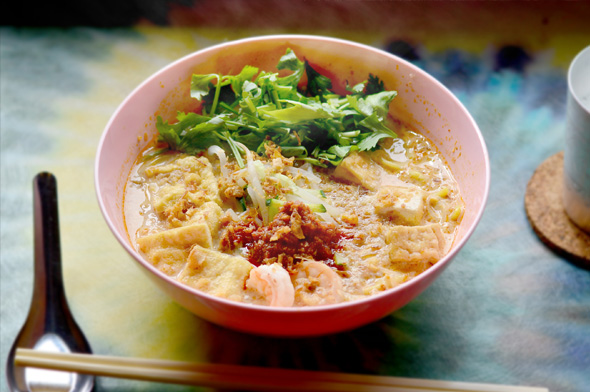 ラクサ：東南アジアの代表的な麺料理